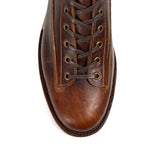 Carver - Cognac Pent Burnt Chip Tan Bison